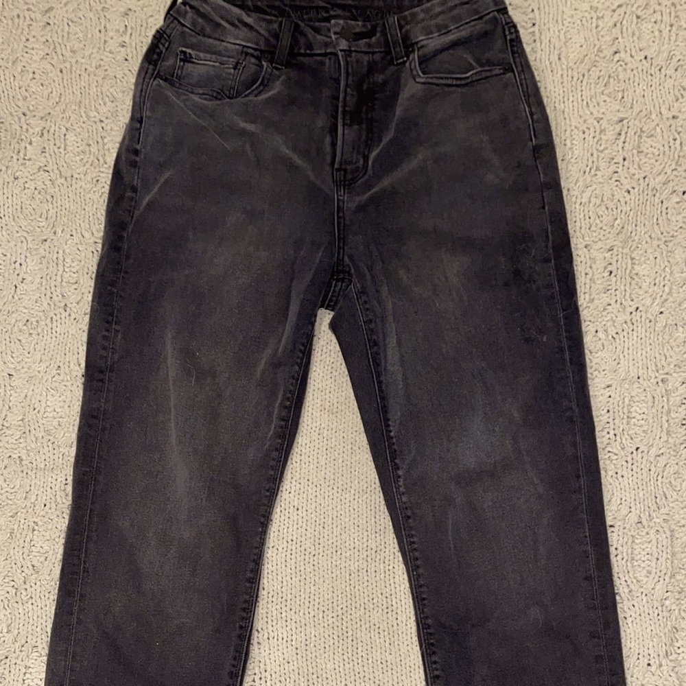 American Eagle mom jeans